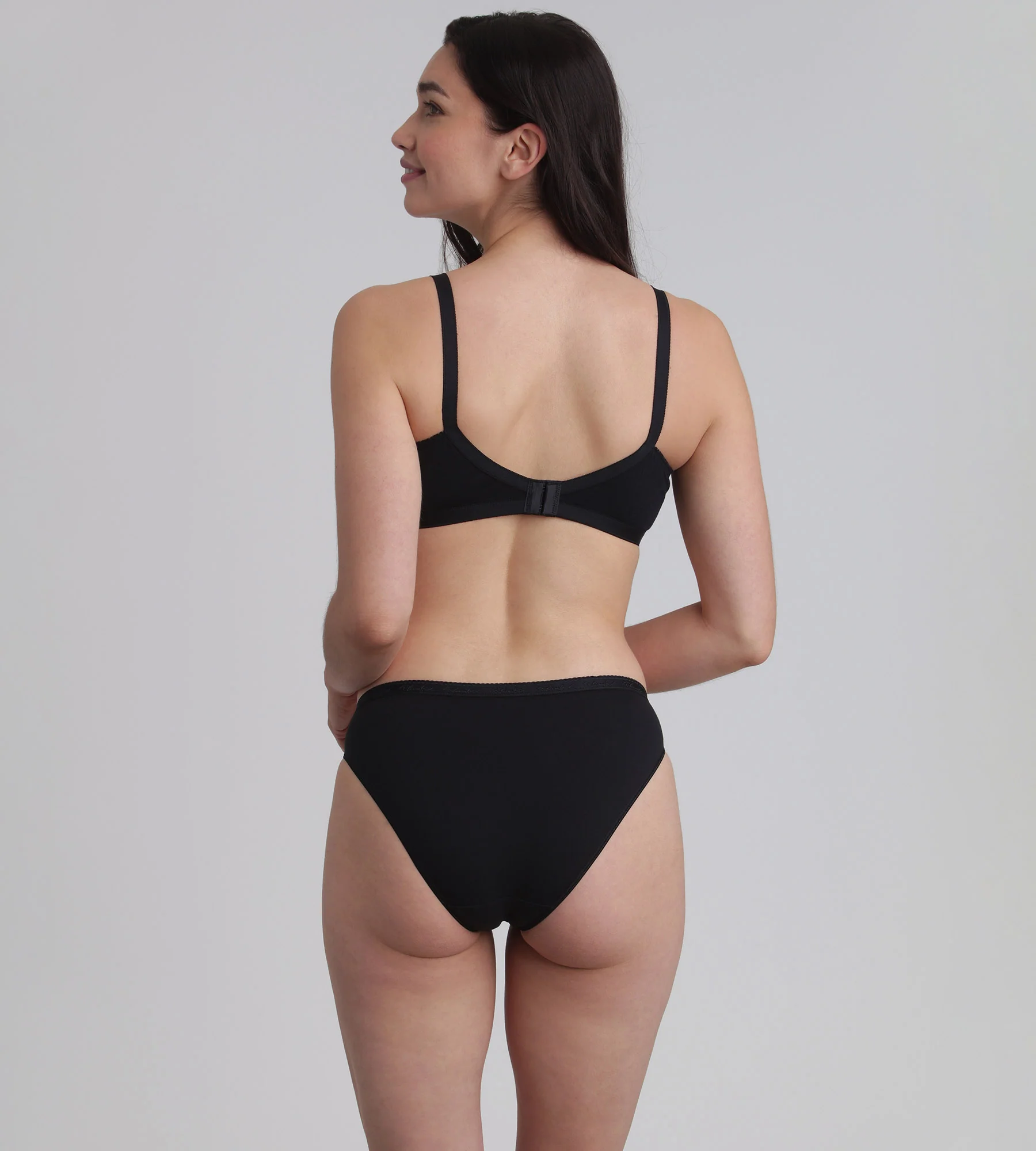 Soutien-gorge sans armatures noir Essential Support Coton - Image 4