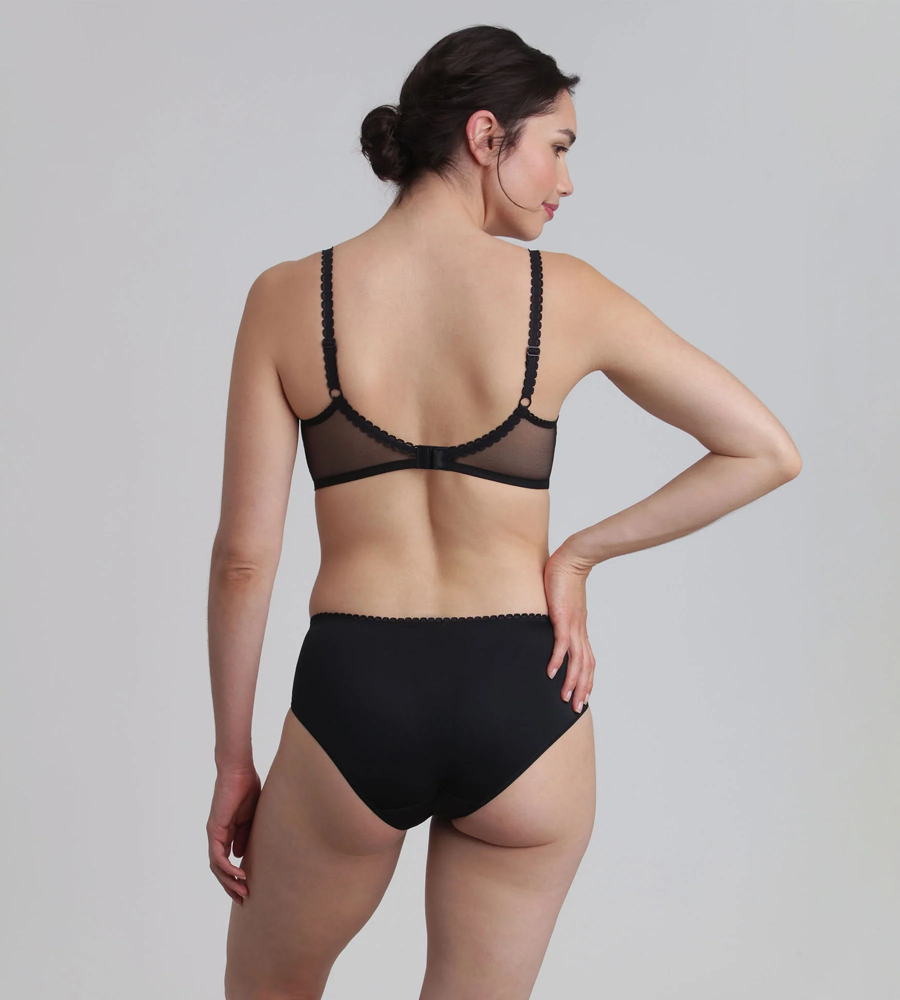 Soutien-gorge sans armatures noir Flower Elegance Recyclé - Image 4